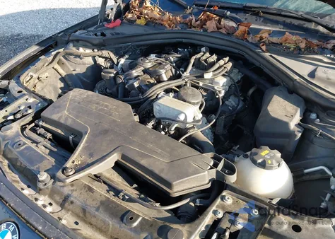 2016 BMW 328I z USA, uszkodzony, nr VIN WBA8E9G5XGNT83451